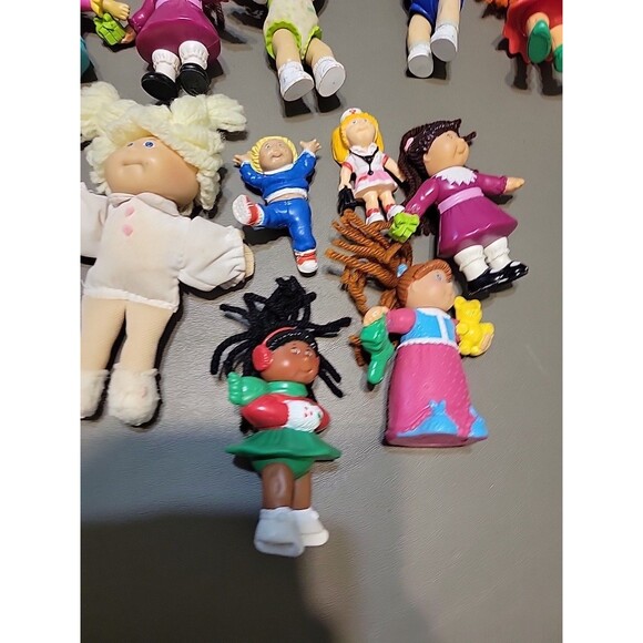 Cabbage Patch Kids Vtg Doll Mini Figures Figurines Mixed Lot PVC McDonalds etc.. - Picture 7 of 8